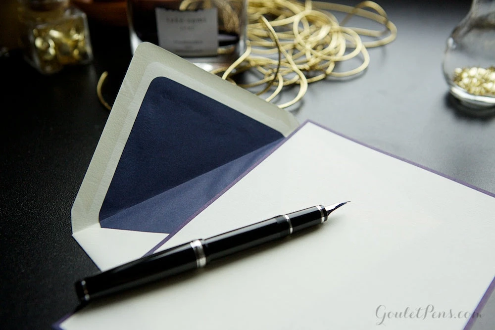 Original Crown Mill Bicolor A5 Correspondence Set - Cream/Green 7 Original Crown Mill Bicolor A5 Correspondence Set - Cream/Green - Image 5