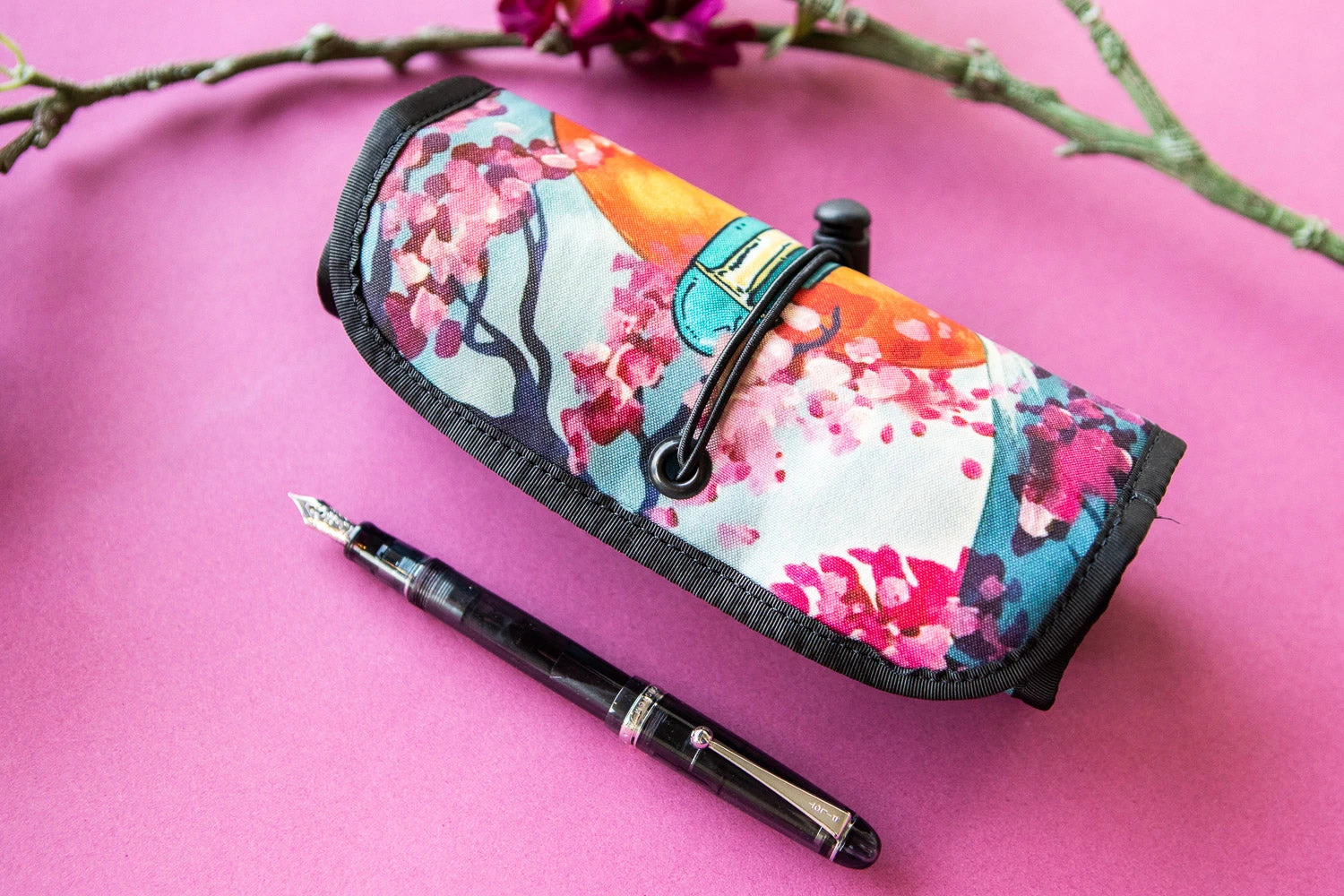 Rickshaw Bagworks Deluxe 6-Pen Roll - Mt. Fuji 13 Rickshaw Bagworks Deluxe 6-Pen Roll - Mt. Fuji - Image 11