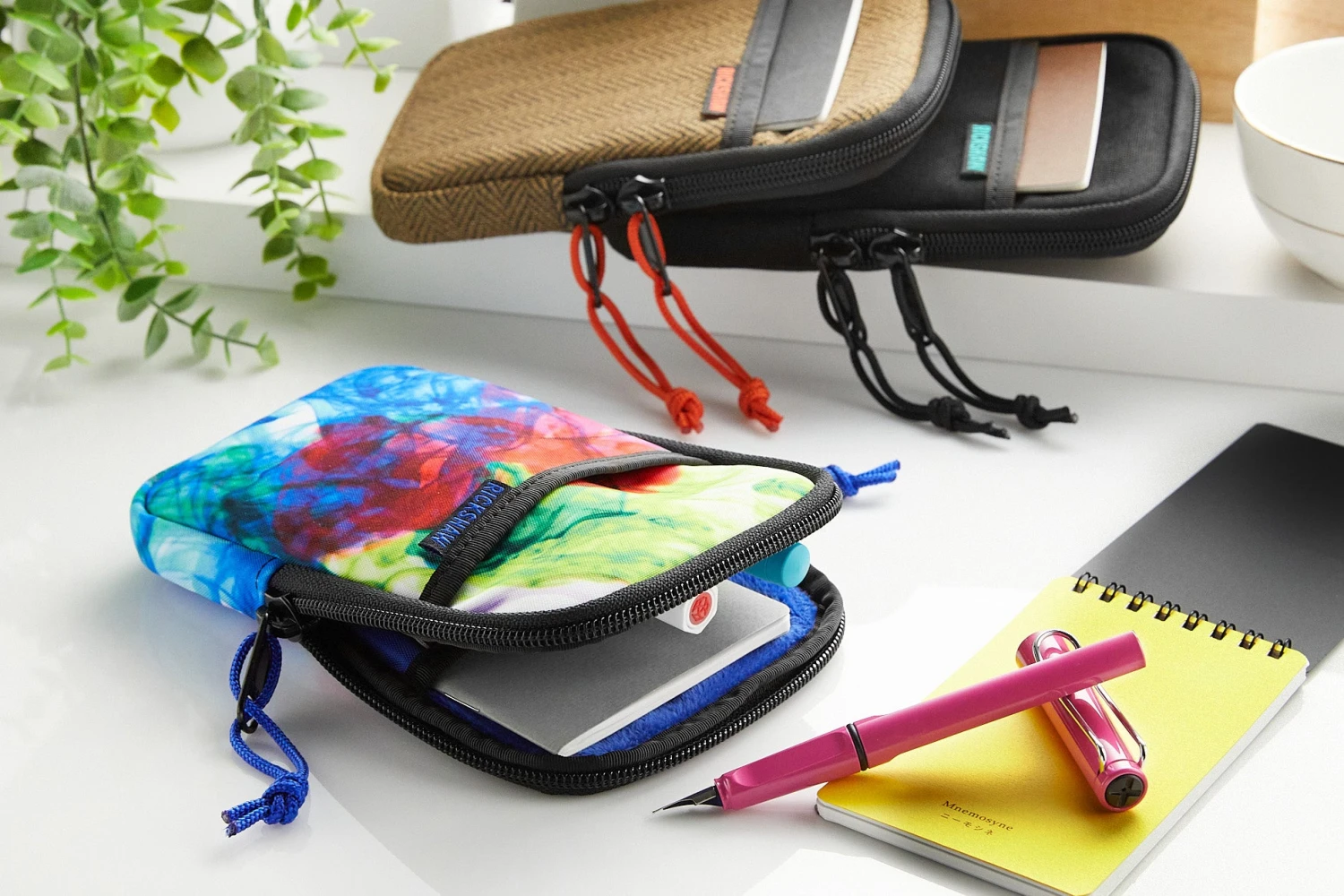 Rickshaw Bagworks Sinclair Model R Case - Inky Rainbow 9 Rickshaw Bagworks Sinclair Model R Case - Inky Rainbow - Image 7