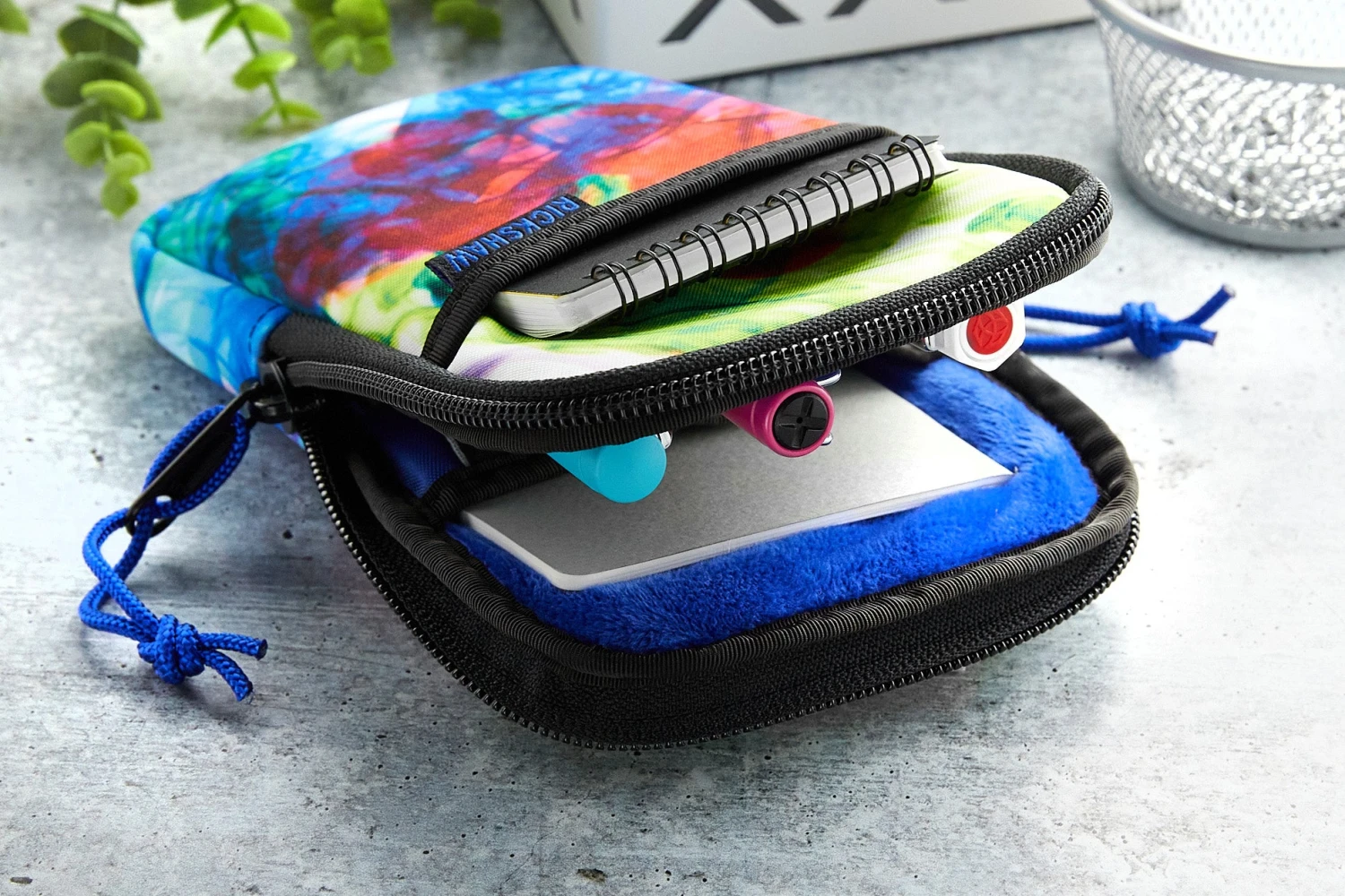 Rickshaw Bagworks Sinclair Model R Case - Inky Rainbow 6 Rickshaw Bagworks Sinclair Model R Case - Inky Rainbow - Image 4