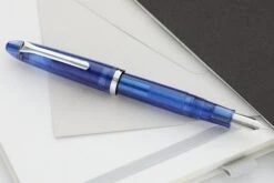 Sailor Compass 1911 Fountain Pen - Transparent Blue -Office Supplies Sale Sailor 1911 Compass BlueDemo 2