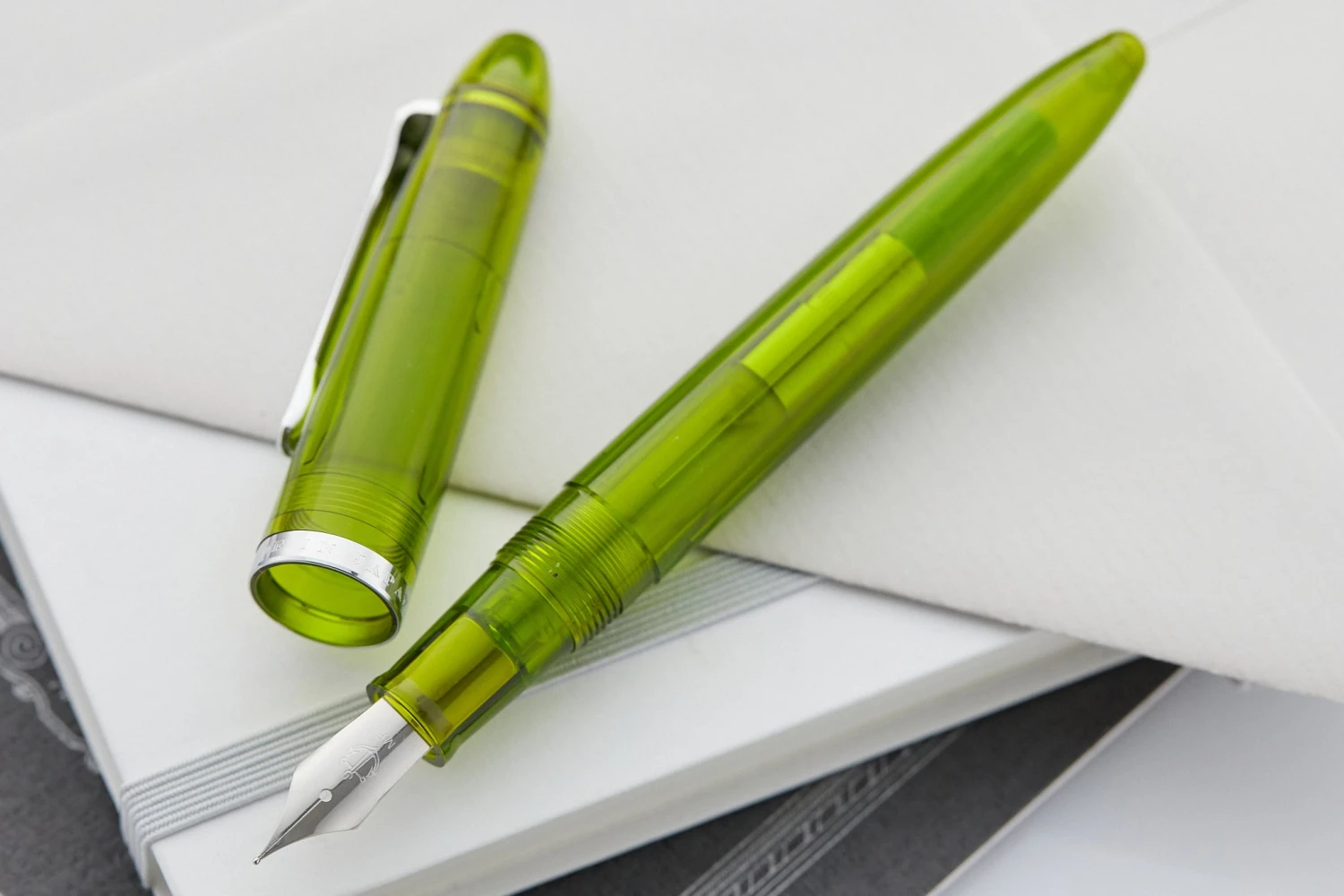 Sailor Compass 1911 Fountain Pen - Transparent Olive 10 Sailor Compass 1911 Fountain Pen - Transparent Olive - Image 8