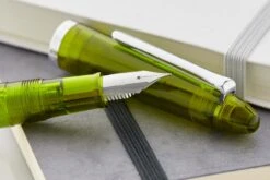 Sailor Compass 1911 Fountain Pen - Transparent Olive 21 Sailor Compass 1911 Fountain Pen - Transparent Olive -Office Supplies Sale Sailor 1911 Compass OliveDemo 4