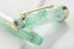 Sailor Veilio Fountain Pen - Pearl Mint (Limited Production) -Office Supplies Sale Sailor Bespoke Veilio green 6