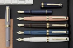 Sailor Pro Gear Slim Mini Fountain Pen - Zyne Pink -Office Supplies Sale Sailor ProGear SlimMini PuffBrown AyurBlue AyurGray NightBlue BeniWhite ZynePink 1
