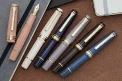 Sailor Pro Gear Slim Mini Fountain Pen - Zyne Pink -Office Supplies Sale Sailor ProGear SlimMini PuffBrown AyurBlue AyurGray NightBlue BeniWhite ZynePink 3