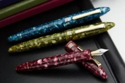 Tibaldi Bononia Fountain Pen - Pomegranate (Limited Edition) -Office Supplies Sale Tibaldi Bononia Vintage Honeycomb MarduNord Pomegranate group 2